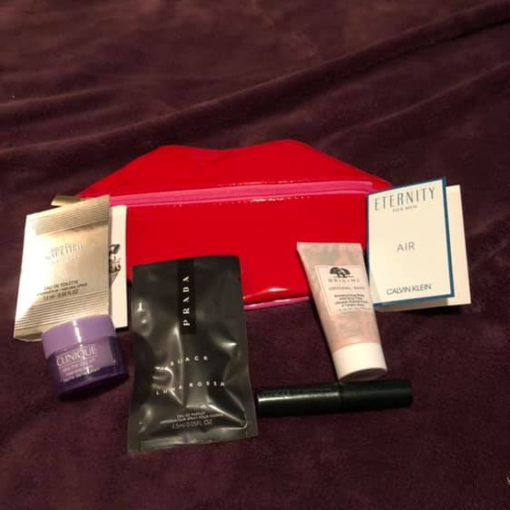 Red Lips Make up Bag with Travel Size Items